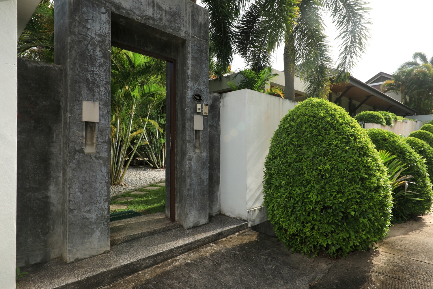 VILLA HENI_02