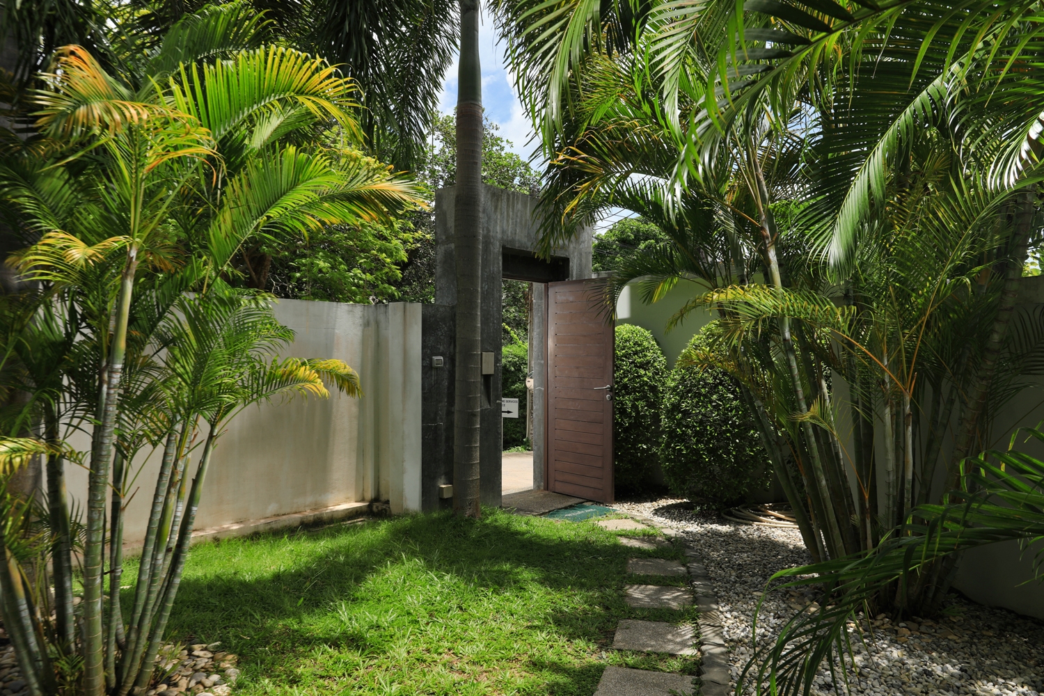VILLA HENI_03