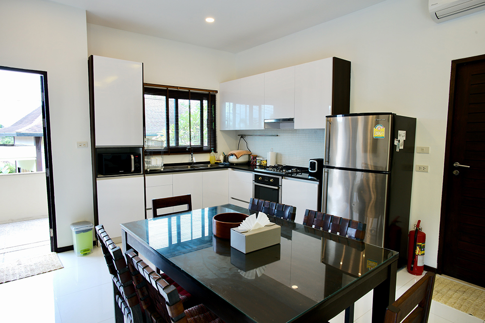 Villa8-DiningKitchen-1 Villa8-DiningKitchen-1