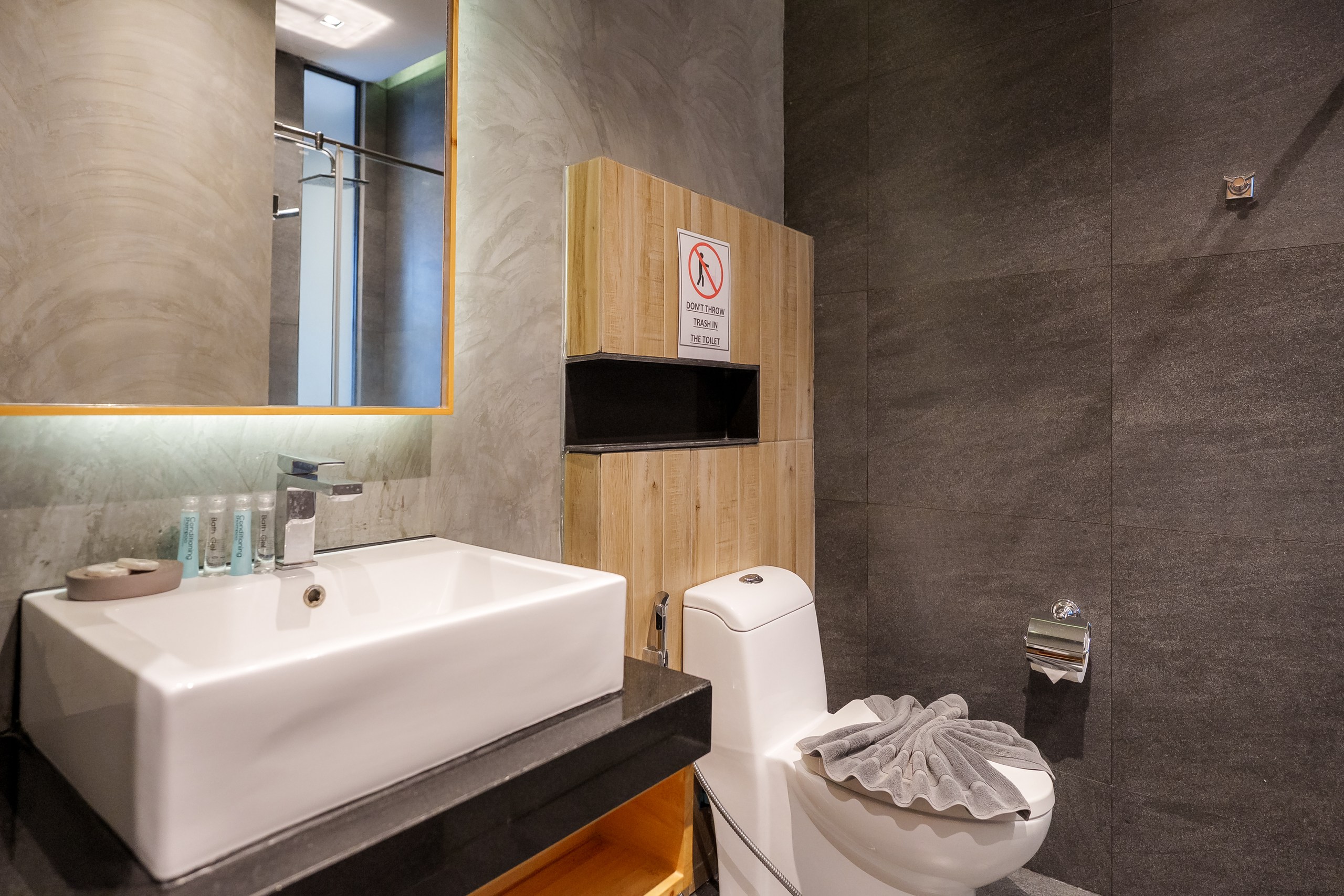 9_DSC05619_resized 9_DSC05619_resized
