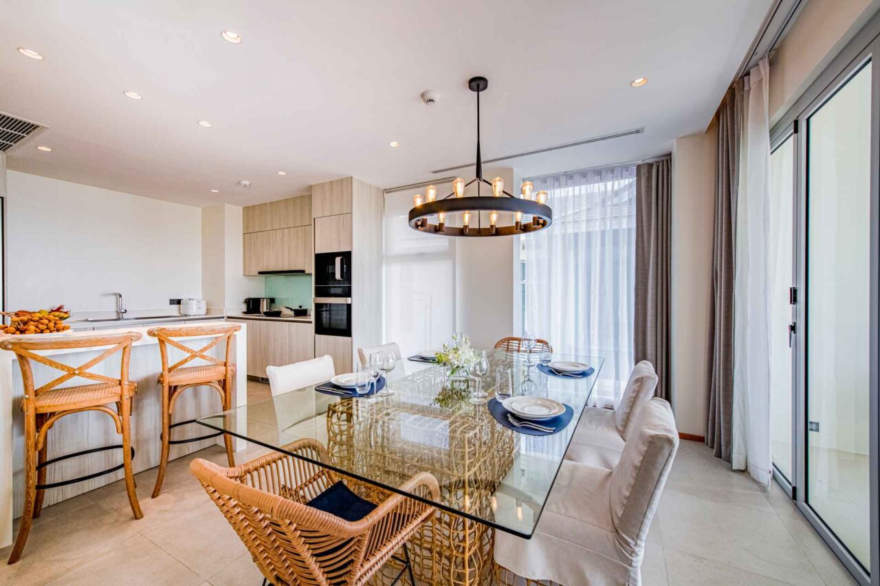 16 Dining_11zon
