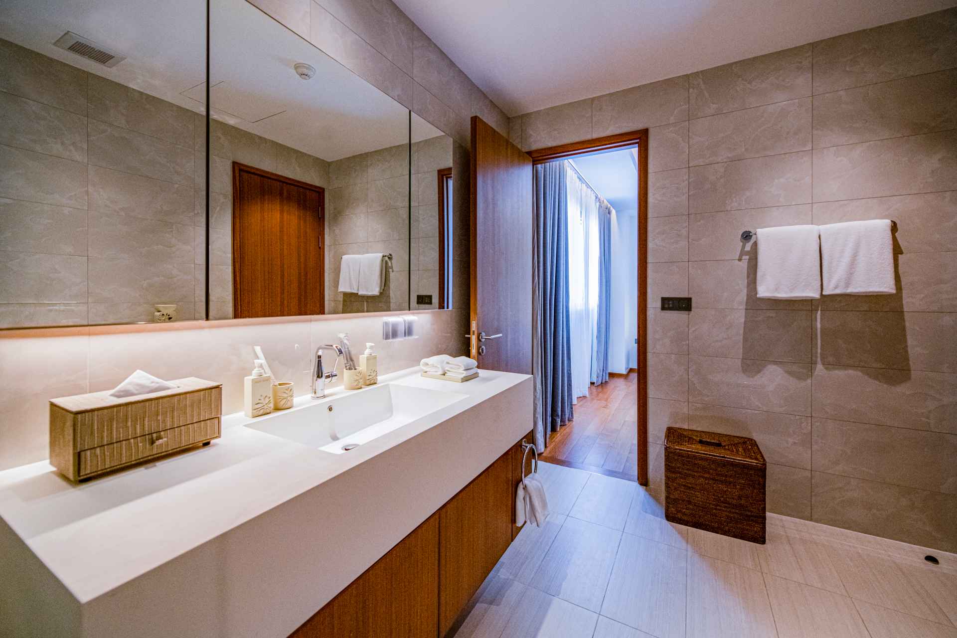35 Bathroom_11zon
