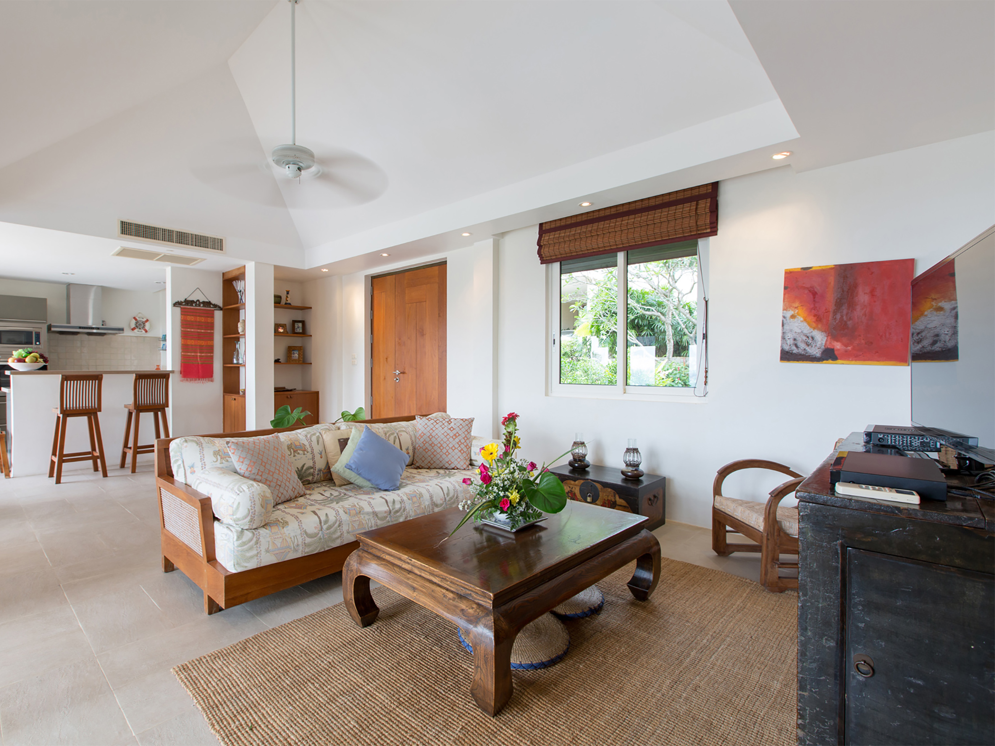 5. Villa Kata Moon — Living room 5. Villa Kata Moon — Living room