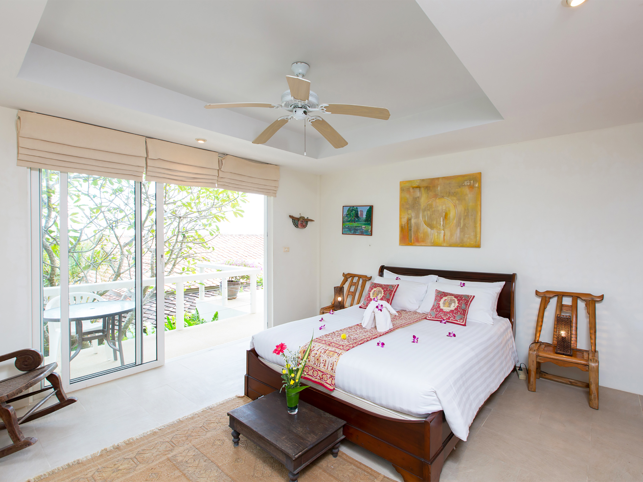Villa Kata Moon — Guest bedroom with private balcony Villa Kata Moon — Guest bedroom with private balcony