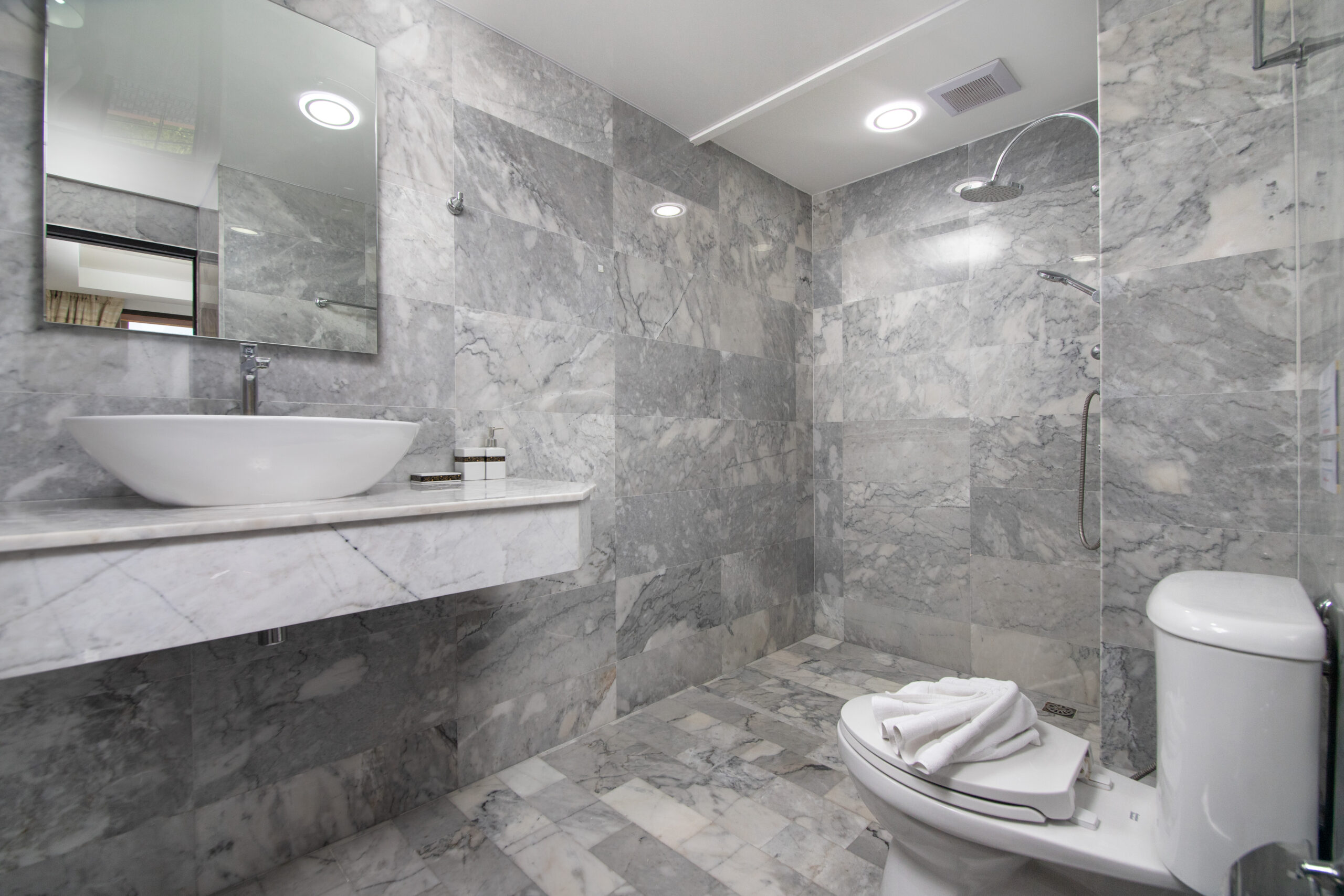b2_bathroom-scaled b2_bathroom-scaled