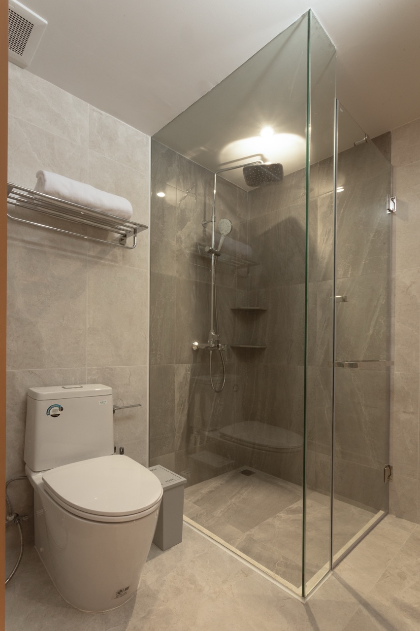 8M8A3026 Large 8M8A3026 Large