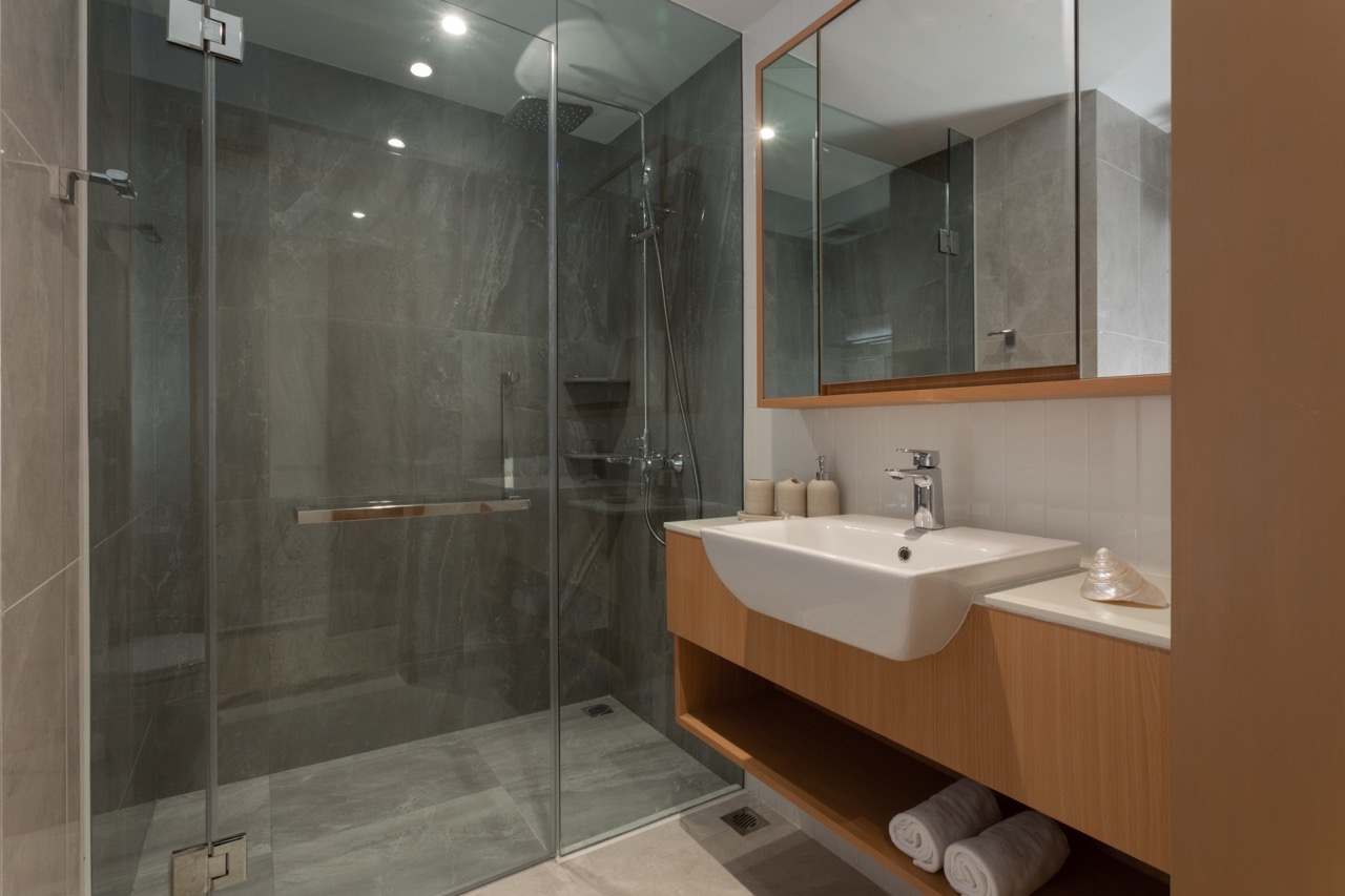 8M8A3094 Large 8M8A3094 Large